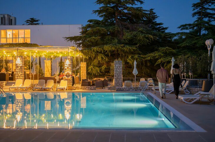 Bluesun Hotel Borak <div class="m-page-header__rating"><span class="m-page-header__rating--star"></span><span class="m-page-header__rating--star"></span><span class="m-page-header__rating--star"></span><span class="m-page-header__rating--star"></span></div>