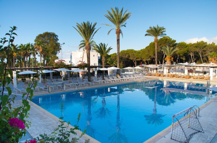 Cala Llenya Resort Ibiza <div class="m-page-header__rating"><span class="m-page-header__rating--star"></span><span class="m-page-header__rating--star"></span><span class="m-page-header__rating--star"></span><span class="m-page-header__rating--star"></span></div>