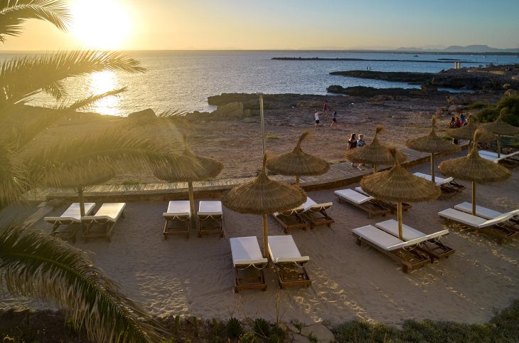 Universal Hotel Cabo Blanco (adults only) <div class="m-page-header__rating"><span class="m-page-header__rating--star"></span><span class="m-page-header__rating--star"></span><span class="m-page-header__rating--star"></span><span class="m-page-header__rating--star"></span></div>