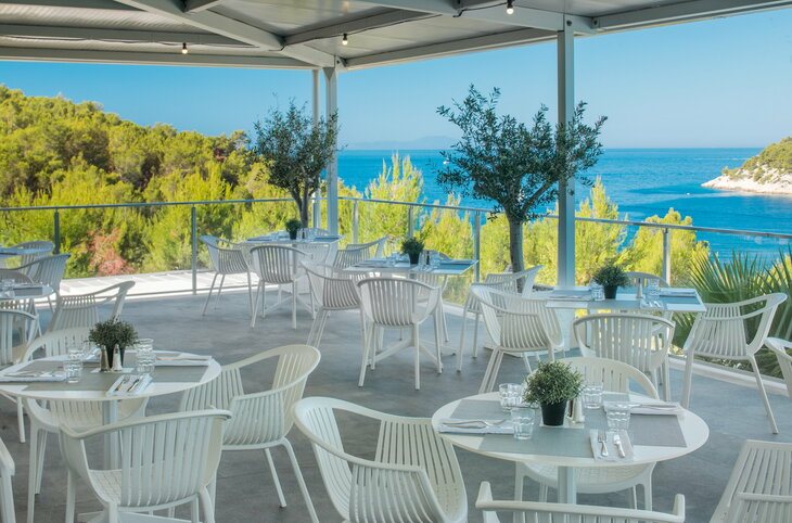 Gava Waterman Milna Resort <div class="m-page-header__rating"><span class="m-page-header__rating--star"></span><span class="m-page-header__rating--star"></span><span class="m-page-header__rating--star"></span><span class="m-page-header__rating--star"></span></div>