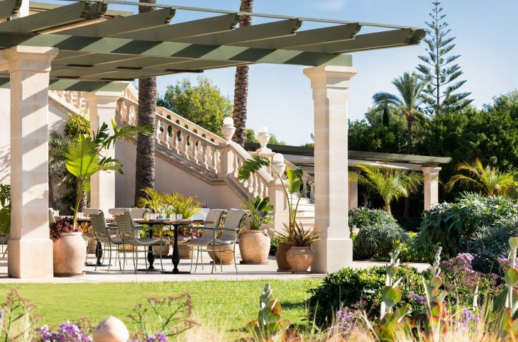St. Regis Mardavall <div class="m-page-header__rating"><span class="m-page-header__rating--star"></span><span class="m-page-header__rating--star"></span><span class="m-page-header__rating--star"></span><span class="m-page-header__rating--star"></span><span class="m-page-header__rating--star"></span></div>