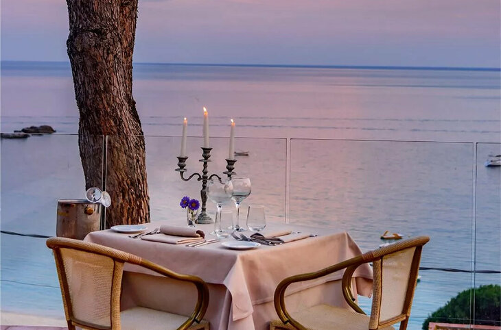 Baia Imperiale <div class="m-page-header__rating"><span class="m-page-header__rating--star"></span><span class="m-page-header__rating--star"></span><span class="m-page-header__rating--star"></span><span class="m-page-header__rating--star"></span></div>