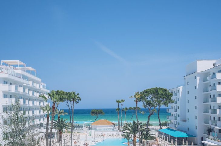 Iberostar Waves Alcudia Park <div class="m-page-header__rating"><span class="m-page-header__rating--star"></span><span class="m-page-header__rating--star"></span><span class="m-page-header__rating--star"></span><span class="m-page-header__rating--star"></span></div>