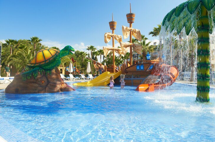 Hipotels Mediterraneo Club <div class="m-page-header__rating"><span class="m-page-header__rating--star"></span><span class="m-page-header__rating--star"></span><span class="m-page-header__rating--star"></span><span class="m-page-header__rating--star"></span></div>