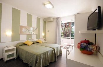Doppelzimmer mit Balkon