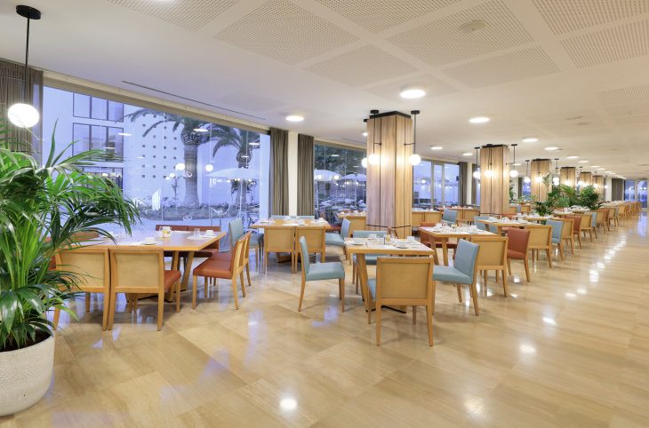Grand Palladium Select Palace Ibiza <div class="m-page-header__rating"><span class="m-page-header__rating--star"></span><span class="m-page-header__rating--star"></span><span class="m-page-header__rating--star"></span><span class="m-page-header__rating--star"></span><span class="m-page-header__rating--star"></span></div>