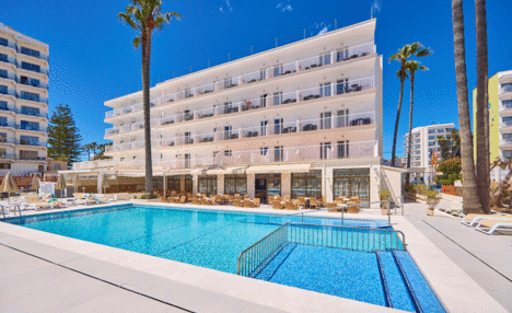 Universal Hotel Bikini ****