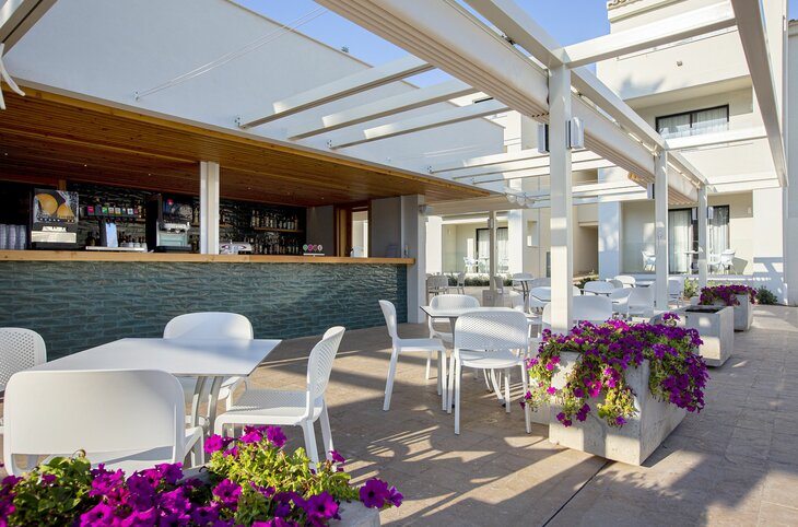 Hipotels Mediterraneo Club <div class="m-page-header__rating"><span class="m-page-header__rating--star"></span><span class="m-page-header__rating--star"></span><span class="m-page-header__rating--star"></span><span class="m-page-header__rating--star"></span></div>