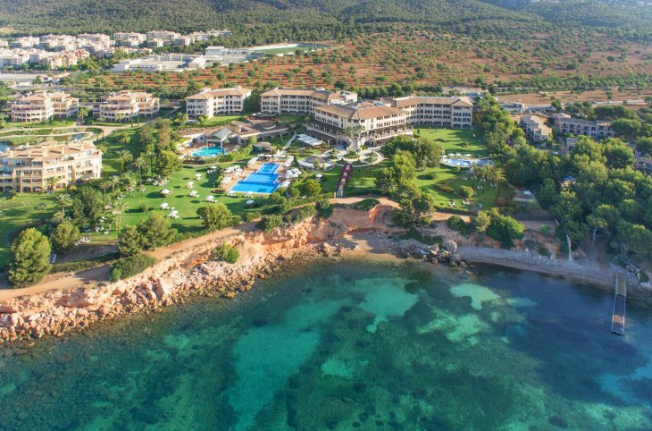 St. Regis Mardavall <div class="m-page-header__rating"><span class="m-page-header__rating--star"></span><span class="m-page-header__rating--star"></span><span class="m-page-header__rating--star"></span><span class="m-page-header__rating--star"></span><span class="m-page-header__rating--star"></span></div>