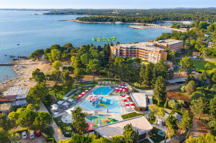 Umag Plava Laguna <div class="m-page-header__rating"><span class="m-page-header__rating--star"></span><span class="m-page-header__rating--star"></span><span class="m-page-header__rating--star"></span><span class="m-page-header__rating--star"></span></div>