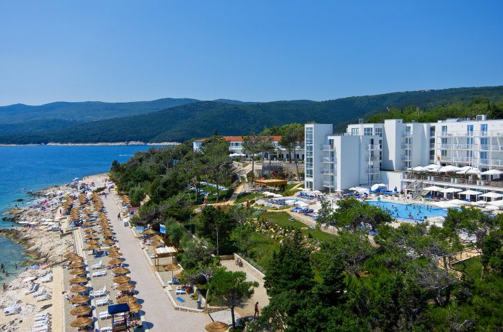 Hotel & Casa Valamar Sanfior <div class="m-page-header__rating"><span class="m-page-header__rating--star"></span><span class="m-page-header__rating--star"></span><span class="m-page-header__rating--star"></span><span class="m-page-header__rating--star"></span></div>