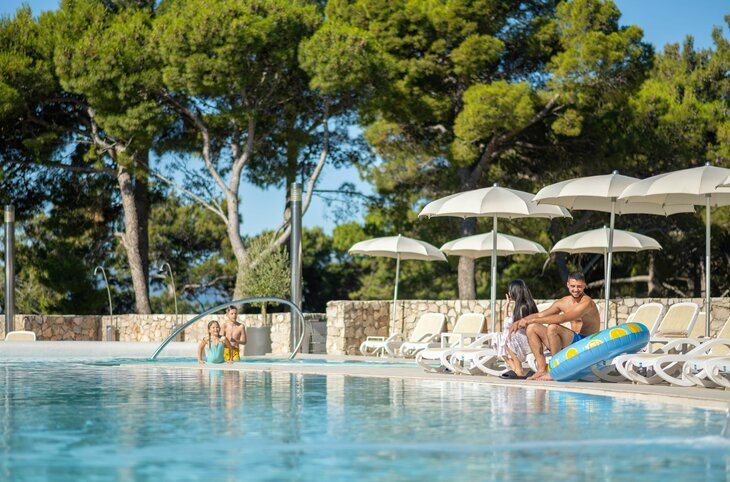 Bluesun Hotel Elaphusa <div class="m-page-header__rating"><span class="m-page-header__rating--star"></span><span class="m-page-header__rating--star"></span><span class="m-page-header__rating--star"></span><span class="m-page-header__rating--star"></span></div>