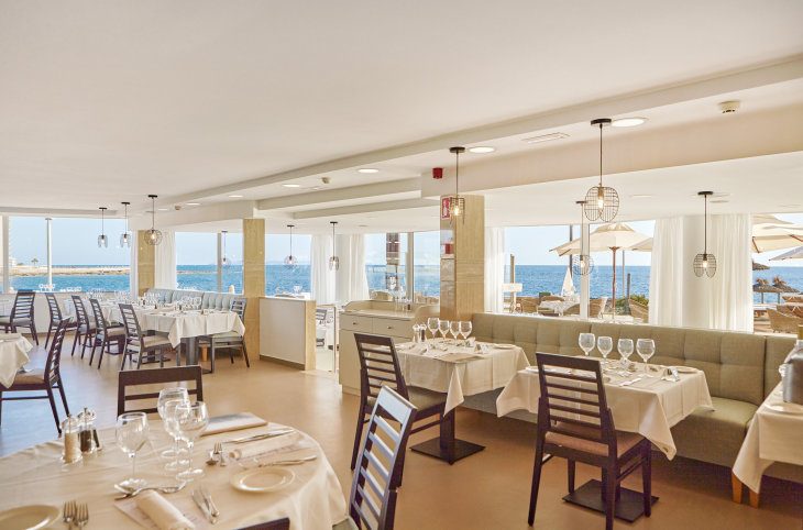 Universal Hotel Cabo Blanco (adults only) <div class="m-page-header__rating"><span class="m-page-header__rating--star"></span><span class="m-page-header__rating--star"></span><span class="m-page-header__rating--star"></span><span class="m-page-header__rating--star"></span></div>