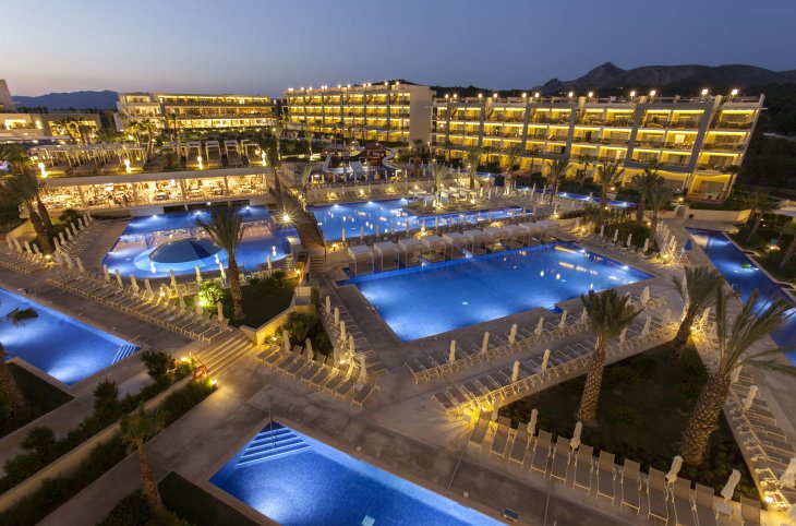 Zafiro Palace Alcudia <div class="m-page-header__rating"><span class="m-page-header__rating--star"></span><span class="m-page-header__rating--star"></span><span class="m-page-header__rating--star"></span><span class="m-page-header__rating--star"></span><span class="m-page-header__rating--star"></span></div>