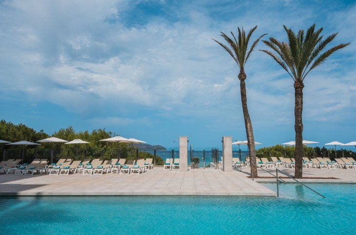 Iberostar Waves Cala Millor (adults only) <div class="m-page-header__rating"><span class="m-page-header__rating--star"></span><span class="m-page-header__rating--star"></span><span class="m-page-header__rating--star"></span><span class="m-page-header__rating--star"></span></div>