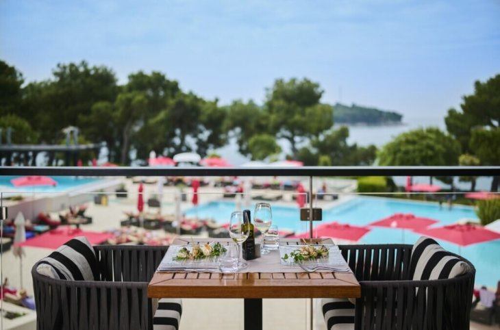 Hotel Parentium Plava Laguna <div class="m-page-header__rating"><span class="m-page-header__rating--star"></span><span class="m-page-header__rating--star"></span><span class="m-page-header__rating--star"></span><span class="m-page-header__rating--star"></span></div>