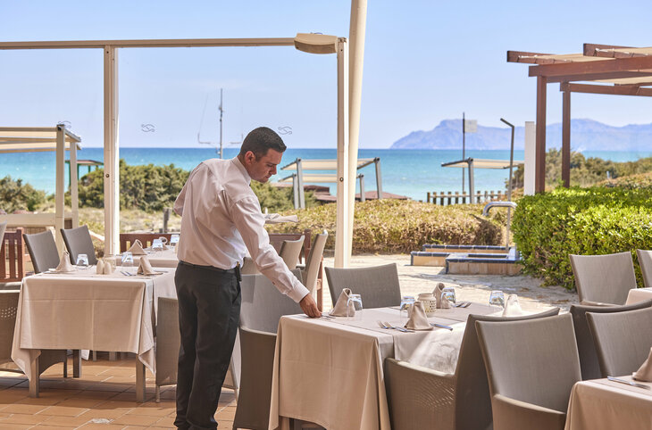 Zafiro Bahia <div class="m-page-header__rating"><span class="m-page-header__rating--star"></span><span class="m-page-header__rating--star"></span><span class="m-page-header__rating--star"></span><span class="m-page-header__rating--star"></span></div>