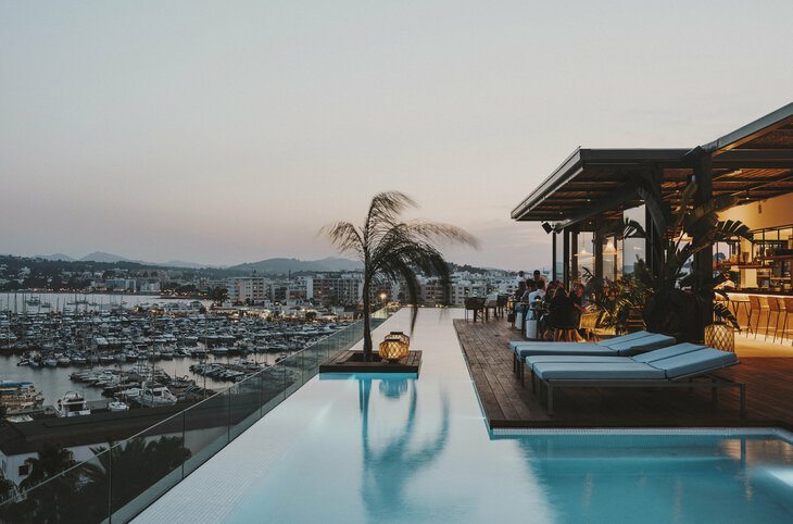 Aguas de Ibiza Grand Luxe <div class="m-page-header__rating"><span class="m-page-header__rating--star"></span><span class="m-page-header__rating--star"></span><span class="m-page-header__rating--star"></span><span class="m-page-header__rating--star"></span><span class="m-page-header__rating--star"></span></div>