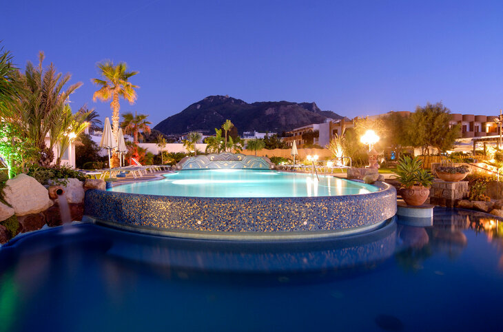 Wanderreise Ischia - Hotel Tritone Terme <div class="m-page-header__rating"><span class="m-page-header__rating--star"></span><span class="m-page-header__rating--star"></span><span class="m-page-header__rating--star"></span><span class="m-page-header__rating--star"></span></div>