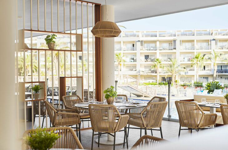 Zafiro Palace Alcudia <div class="m-page-header__rating"><span class="m-page-header__rating--star"></span><span class="m-page-header__rating--star"></span><span class="m-page-header__rating--star"></span><span class="m-page-header__rating--star"></span><span class="m-page-header__rating--star"></span></div>