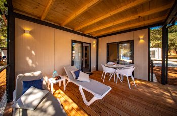 Deluxe Camping Villa