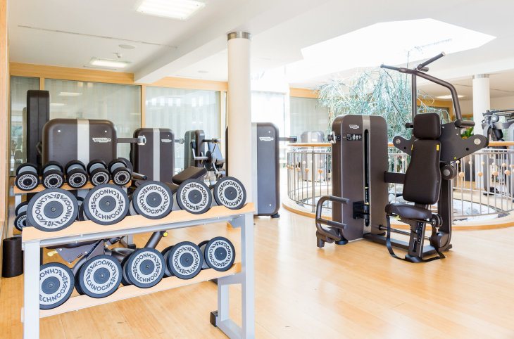 Alpenresort Schwarz <div class="m-page-header__rating"><span class="m-page-header__rating--star"></span><span class="m-page-header__rating--star"></span><span class="m-page-header__rating--star"></span><span class="m-page-header__rating--star"></span><span class="m-page-header__rating--star"></span></div>