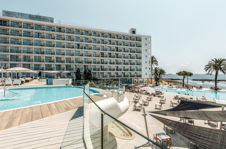 The Ibiza Twiins Hotel <div class="m-page-header__rating"><span class="m-page-header__rating--star"></span><span class="m-page-header__rating--star"></span><span class="m-page-header__rating--star"></span><span class="m-page-header__rating--star"></span><span class="m-page-header__rating--s ">s</span></div>
