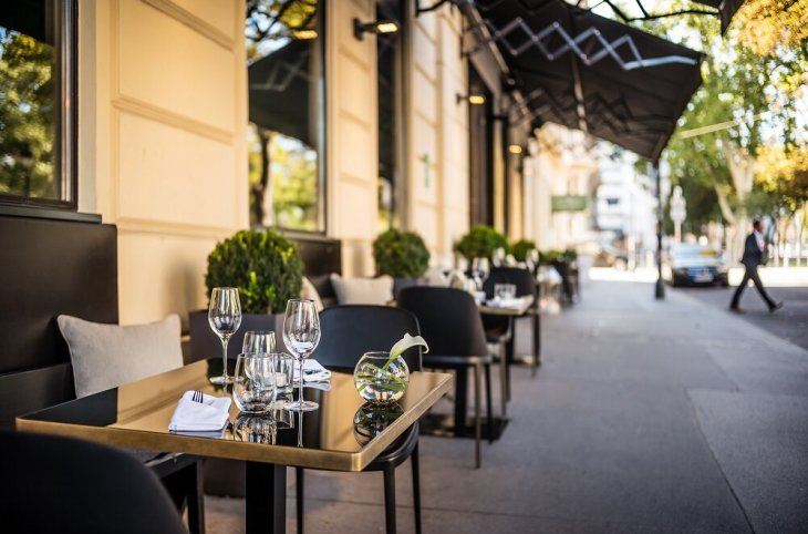 Le Méridien Vienna <div class="m-page-header__rating"><span class="m-page-header__rating--star"></span><span class="m-page-header__rating--star"></span><span class="m-page-header__rating--star"></span><span class="m-page-header__rating--star"></span><span class="m-page-header__rating--star"></span></div>