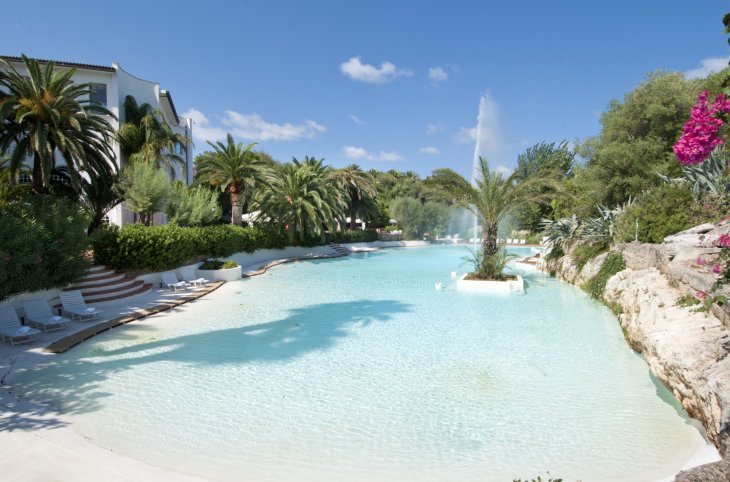 Ostuni Rosa Marina Resort (Erlebnisreise Apulien) <div class="m-page-header__rating"><span class="m-page-header__rating--star"></span><span class="m-page-header__rating--star"></span><span class="m-page-header__rating--star"></span><span class="m-page-header__rating--star"></span></div>