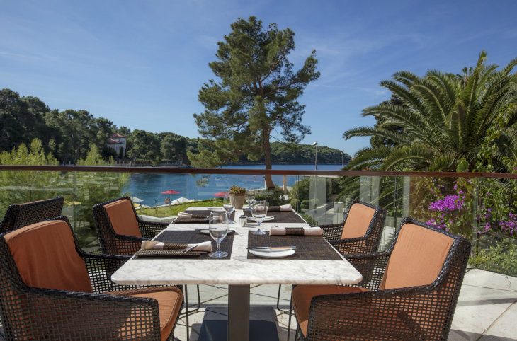 Boutique Hotel Alhambra <div class="m-page-header__rating"><span class="m-page-header__rating--star"></span><span class="m-page-header__rating--star"></span><span class="m-page-header__rating--star"></span><span class="m-page-header__rating--star"></span><span class="m-page-header__rating--star"></span></div>