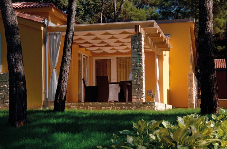 Istrian Villas Plava Laguna <div class="m-page-header__rating"><span class="m-page-header__rating--star"></span><span class="m-page-header__rating--star"></span><span class="m-page-header__rating--star"></span><span class="m-page-header__rating--star"></span></div>