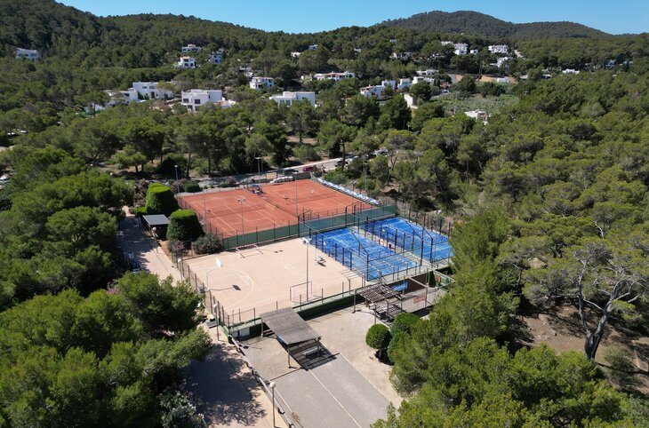 Invisa Figueral Resort Cala Blanca <div class="m-page-header__rating"><span class="m-page-header__rating--star"></span><span class="m-page-header__rating--star"></span><span class="m-page-header__rating--star"></span></div>
