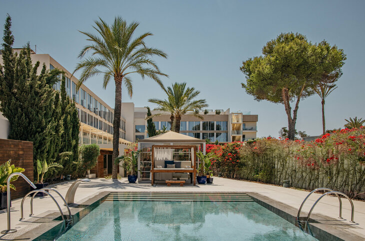 ME Ibiza <div class="m-page-header__rating"><span class="m-page-header__rating--star"></span><span class="m-page-header__rating--star"></span><span class="m-page-header__rating--star"></span><span class="m-page-header__rating--star"></span><span class="m-page-header__rating--star"></span></div>