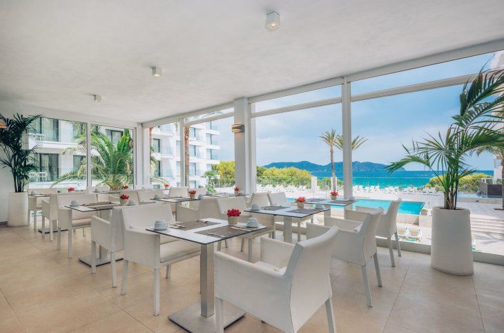 Iberostar Waves Cala Millor (adults only) <div class="m-page-header__rating"><span class="m-page-header__rating--star"></span><span class="m-page-header__rating--star"></span><span class="m-page-header__rating--star"></span><span class="m-page-header__rating--star"></span></div>