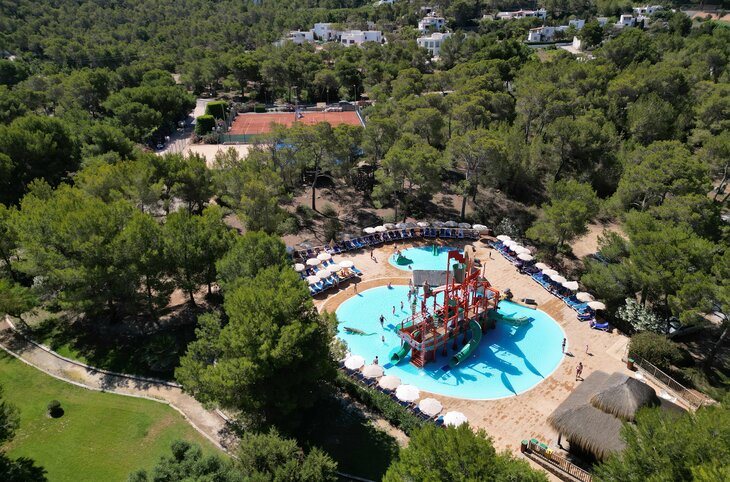 Invisa Figueral Resort Cala Blanca <div class="m-page-header__rating"><span class="m-page-header__rating--star"></span><span class="m-page-header__rating--star"></span><span class="m-page-header__rating--star"></span></div>
