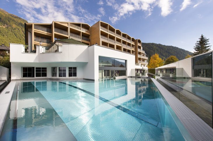 Falkensteiner Hotel & Spa Falkensteinerhof <div class="m-page-header__rating"><span class="m-page-header__rating--star"></span><span class="m-page-header__rating--star"></span><span class="m-page-header__rating--star"></span><span class="m-page-header__rating--star"></span></div>