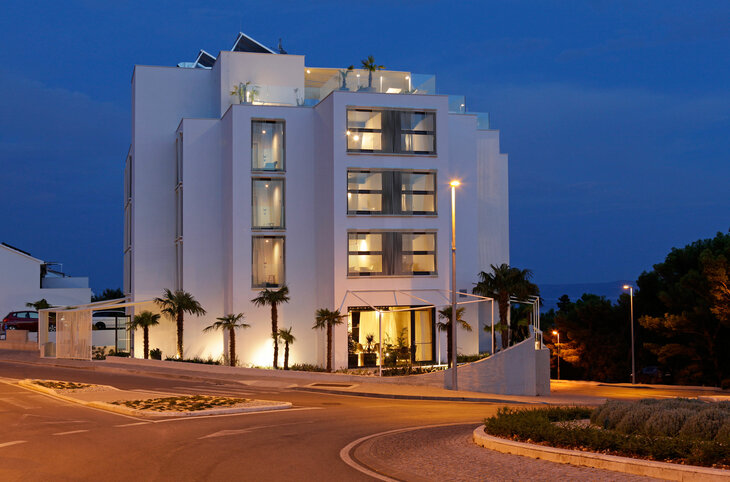 Lifestyle Hotel Vitar <div class="m-page-header__rating"><span class="m-page-header__rating--star"></span><span class="m-page-header__rating--star"></span><span class="m-page-header__rating--star"></span><span class="m-page-header__rating--star"></span></div>