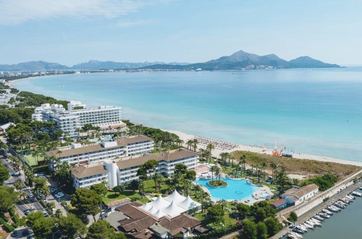 Playa Esperanza Resort <div class="m-page-header__rating"><span class="m-page-header__rating--star"></span><span class="m-page-header__rating--star"></span><span class="m-page-header__rating--star"></span><span class="m-page-header__rating--star"></span></div>