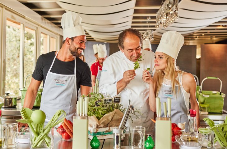 Forte Village Resort, Villa del Parco <div class="m-page-header__rating"><span class="m-page-header__rating--star"></span><span class="m-page-header__rating--star"></span><span class="m-page-header__rating--star"></span><span class="m-page-header__rating--star"></span><span class="m-page-header__rating--star"></span></div>