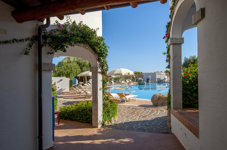 Nuraghe Arvu <div class="m-page-header__rating"><span class="m-page-header__rating--star"></span><span class="m-page-header__rating--star"></span><span class="m-page-header__rating--star"></span><span class="m-page-header__rating--star"></span></div>