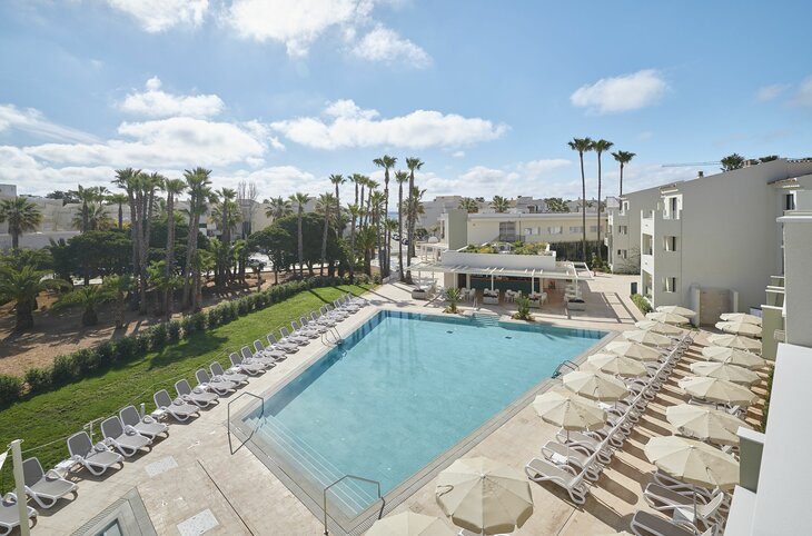 Hipotels Mediterraneo Club <div class="m-page-header__rating"><span class="m-page-header__rating--star"></span><span class="m-page-header__rating--star"></span><span class="m-page-header__rating--star"></span><span class="m-page-header__rating--star"></span></div>