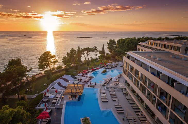 Hotel Parentium Plava Laguna <div class="m-page-header__rating"><span class="m-page-header__rating--star"></span><span class="m-page-header__rating--star"></span><span class="m-page-header__rating--star"></span><span class="m-page-header__rating--star"></span></div>