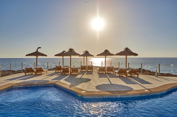 Universal Hotel Cabo Blanco (adults only) <div class="m-page-header__rating"><span class="m-page-header__rating--star"></span><span class="m-page-header__rating--star"></span><span class="m-page-header__rating--star"></span><span class="m-page-header__rating--star"></span></div>