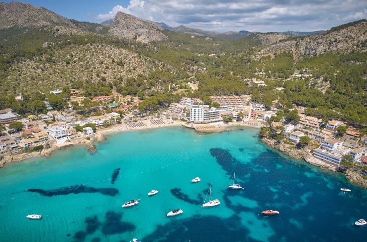 Universal Hotel Aquamarin <div class="m-page-header__rating"><span class="m-page-header__rating--star"></span><span class="m-page-header__rating--star"></span><span class="m-page-header__rating--star"></span><span class="m-page-header__rating--star"></span></div>