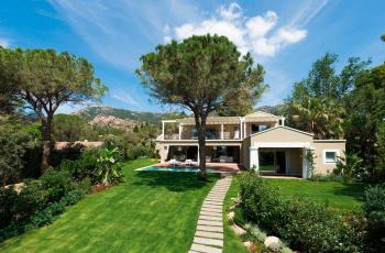 Villa Aurora