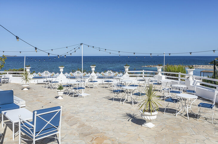 Mongibello Ibiza <div class="m-page-header__rating"><span class="m-page-header__rating--star"></span><span class="m-page-header__rating--star"></span><span class="m-page-header__rating--star"></span><span class="m-page-header__rating--star"></span></div>