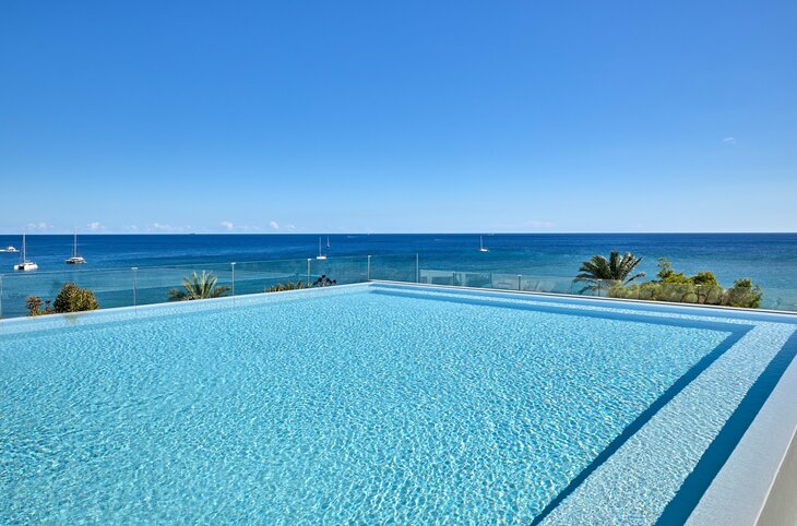 W Ibiza <div class="m-page-header__rating"><span class="m-page-header__rating--star"></span><span class="m-page-header__rating--star"></span><span class="m-page-header__rating--star"></span><span class="m-page-header__rating--star"></span><span class="m-page-header__rating--star"></span></div>