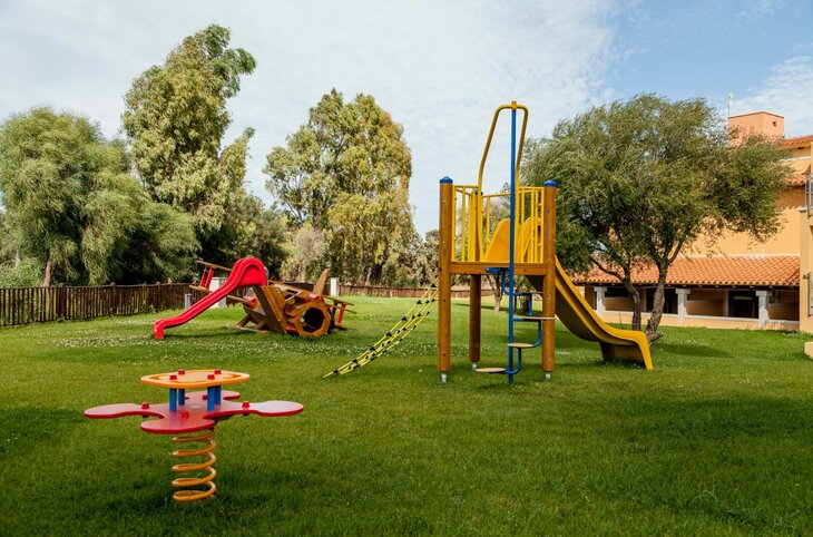 Marana <div class="m-page-header__rating"><span class="m-page-header__rating--star"></span><span class="m-page-header__rating--star"></span><span class="m-page-header__rating--star"></span><span class="m-page-header__rating--star"></span></div>