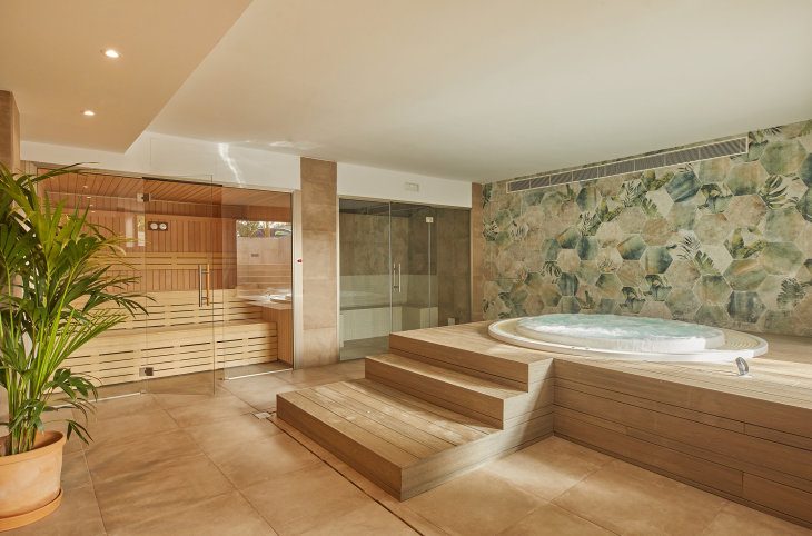 Sofia Alcudia Beach Hotel <div class="m-page-header__rating"><span class="m-page-header__rating--star"></span><span class="m-page-header__rating--star"></span><span class="m-page-header__rating--star"></span><span class="m-page-header__rating--star"></span></div>