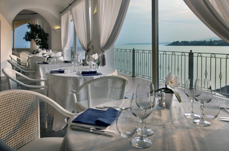 Gabbiano Azzurro Hotel & Suites (D) <div class="m-page-header__rating"></div>